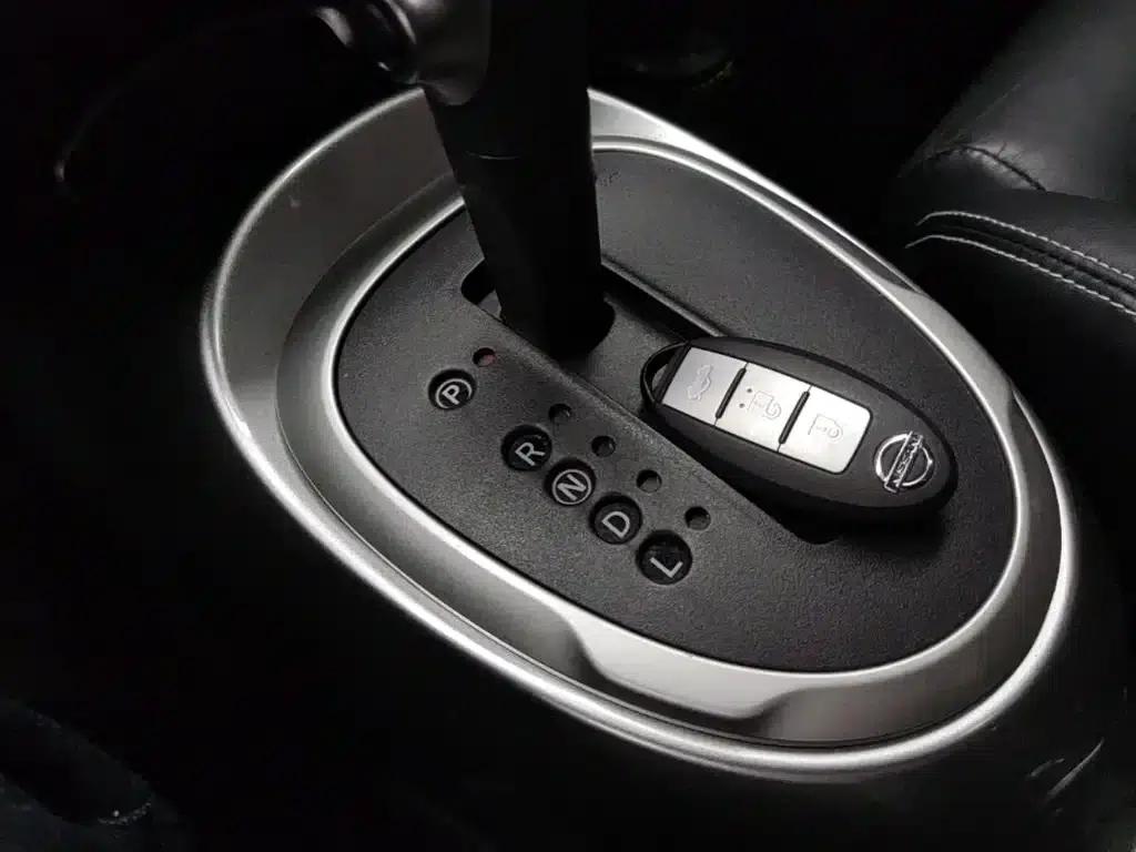 Infiniti ESQ 2014 1.6L Premium Edition — миниатюра 9