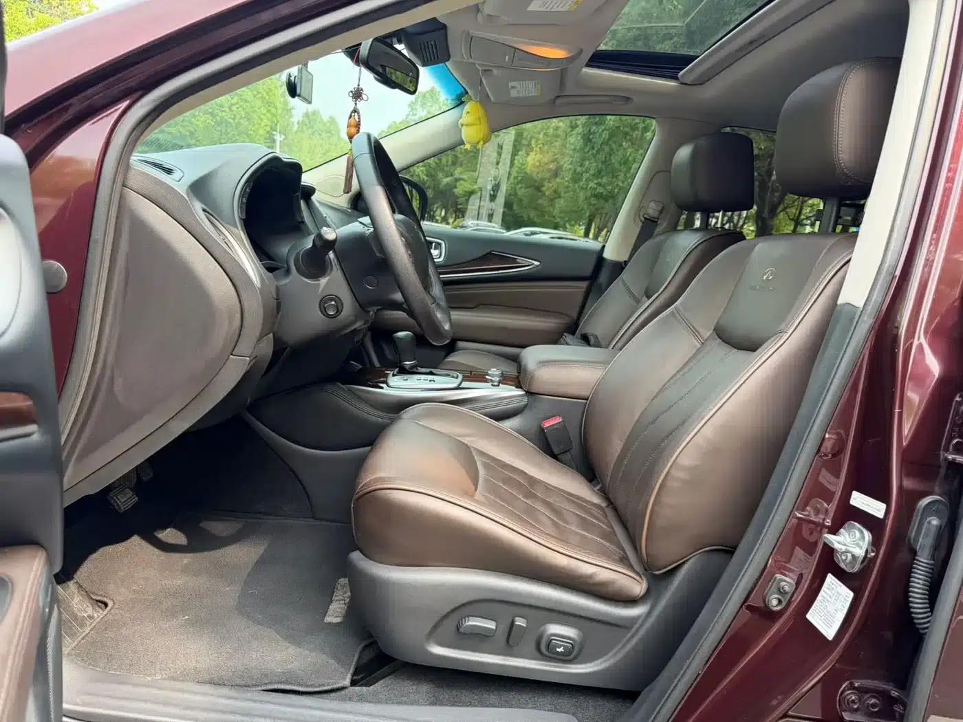 Infiniti JX 2013 JX35 AWD All-Terrain Edition — миниатюра 11