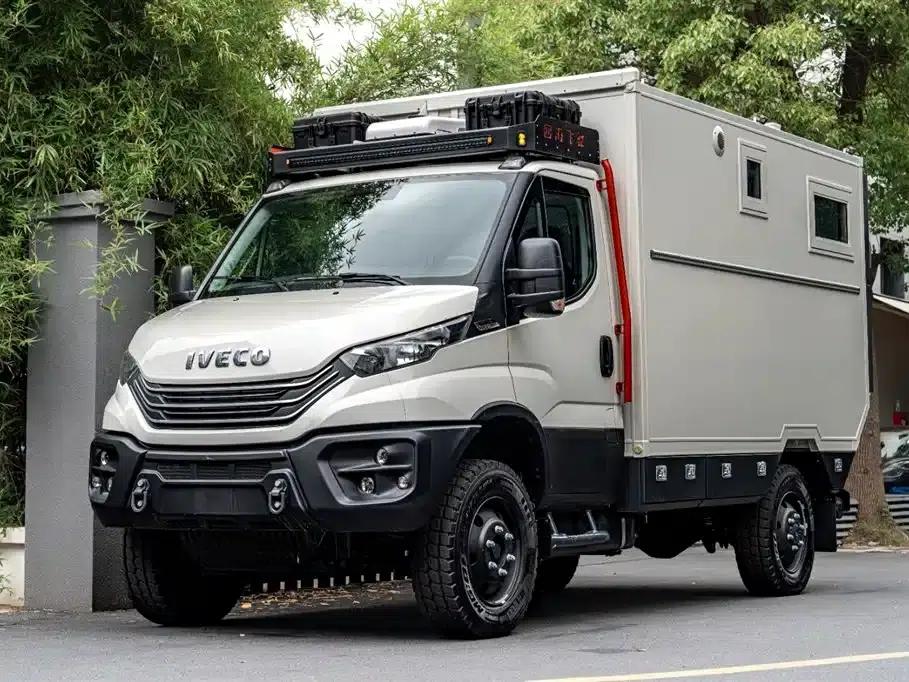 Iveco Daily Motorhome 2023 Model 3.0L Automatic — миниатюра 1