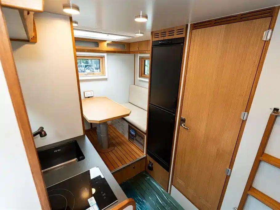 Iveco Daily Motorhome 2023 Model 3.0L Automatic — миниатюра 12