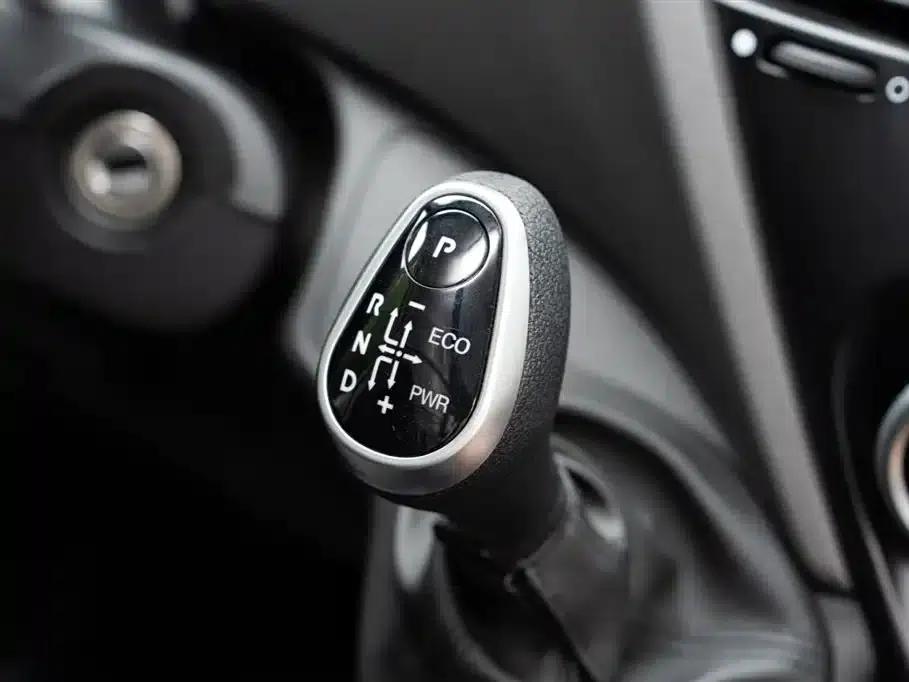 Iveco Daily Motorhome 2023 Model 3.0L Automatic — миниатюра 9