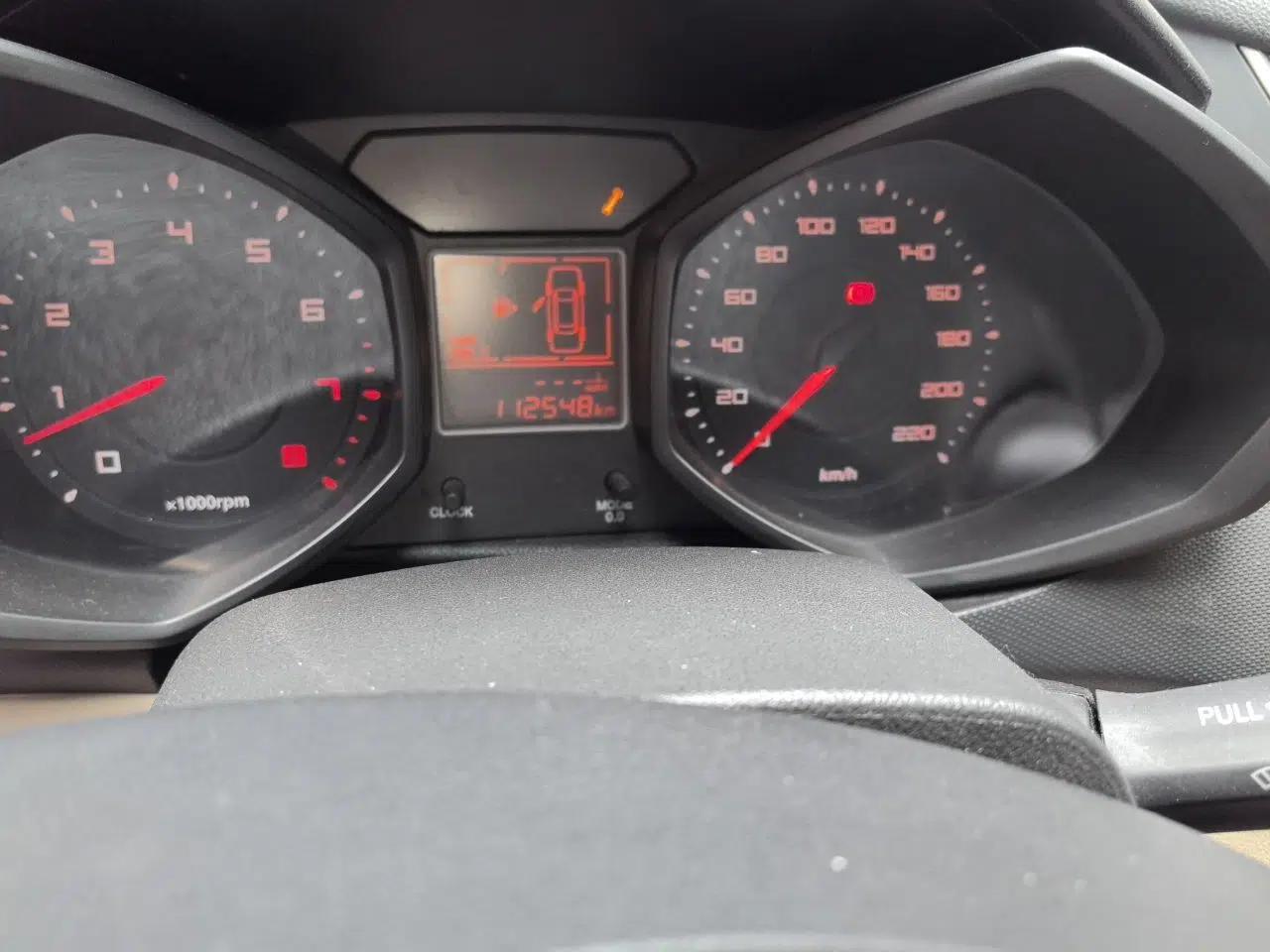 Chery Fengyun 2 2014 Hatchback 1.5L Manual New Youth Edition — миниатюра 12