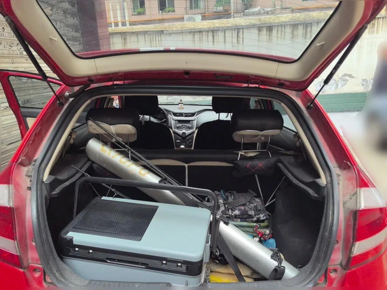 Chery Fengyun 2 2014 Hatchback 1.5L Manual New Youth Edition — миниатюра 19