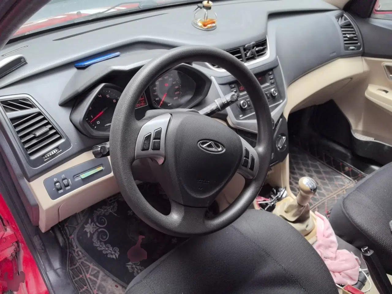 Chery Fengyun 2 2014 Hatchback 1.5L Manual New Youth Edition — миниатюра 10