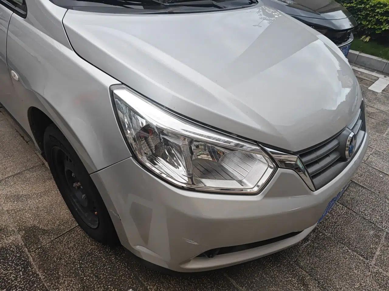 Venucia D50 2013 1.6L Automatic Fashion Edition — миниатюра 7