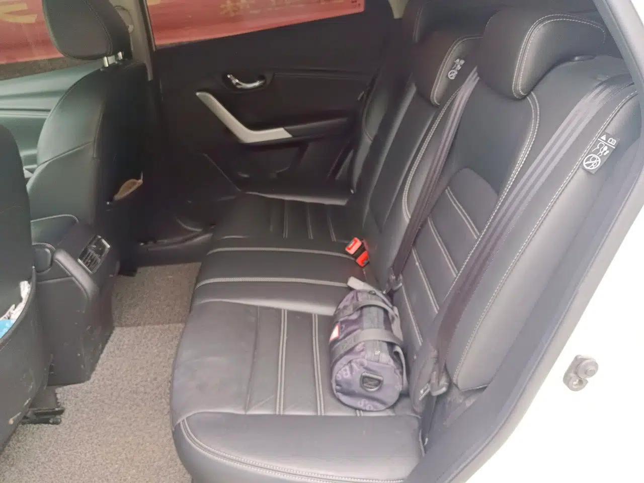 Venucia T90 2017 2.0L CVT Smart Edition — миниатюра 20