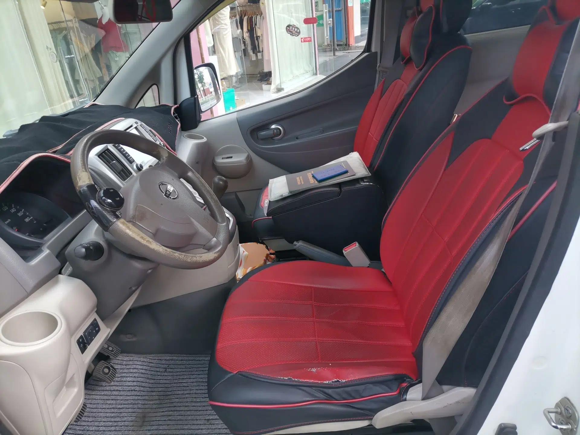 Nissan NV200 2014 1.6L Manual Luxury Model China V Standard — миниатюра 15