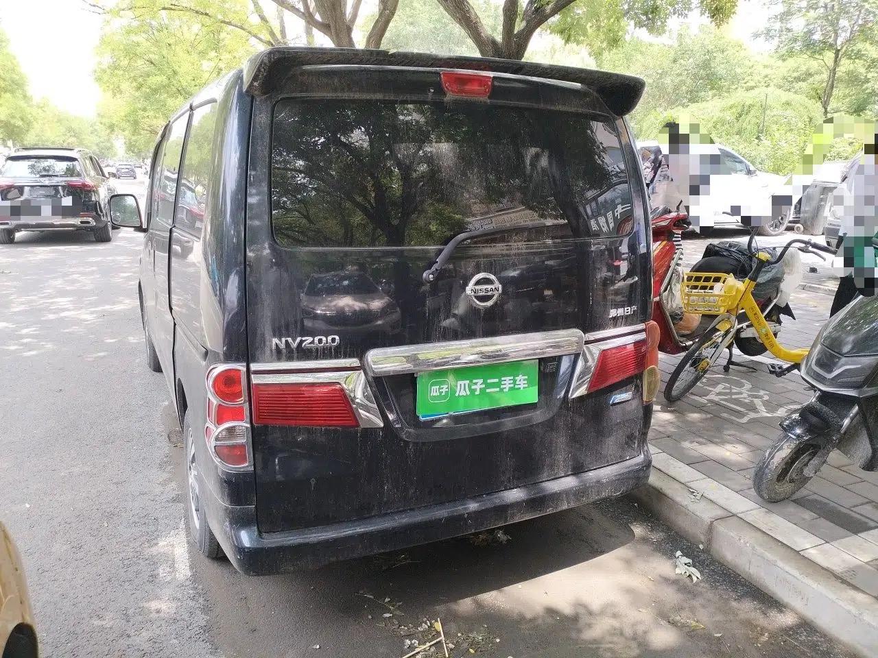 Nissan NV200 2016 1.6L CVT Luxury Model — миниатюра 4