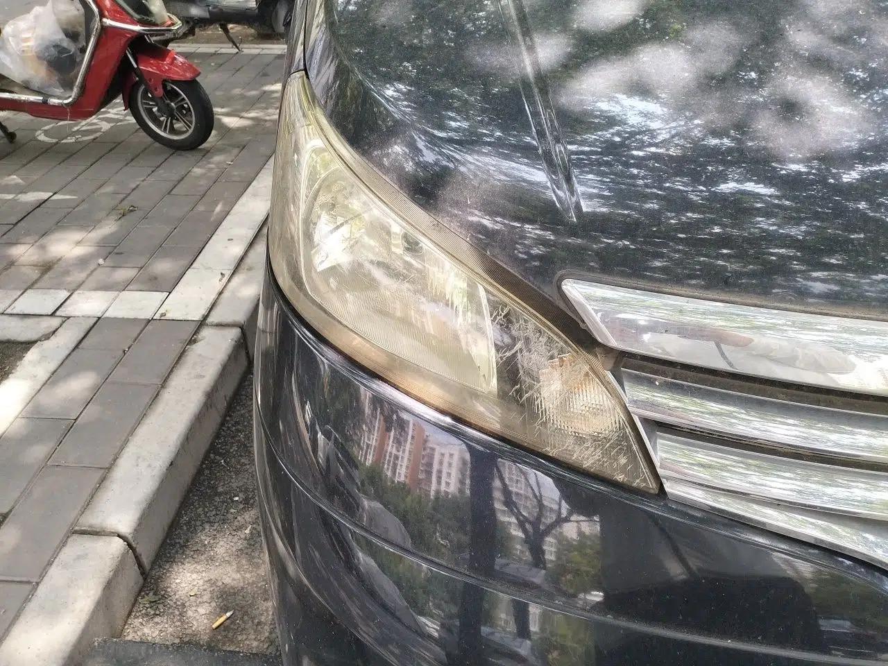Nissan NV200 2016 1.6L CVT Luxury Model — миниатюра 7