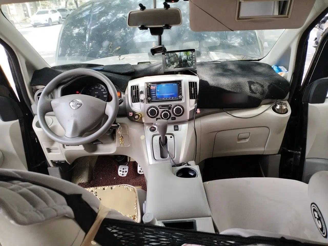 Nissan NV200 2016 1.6L CVT Luxury Model — миниатюра 9