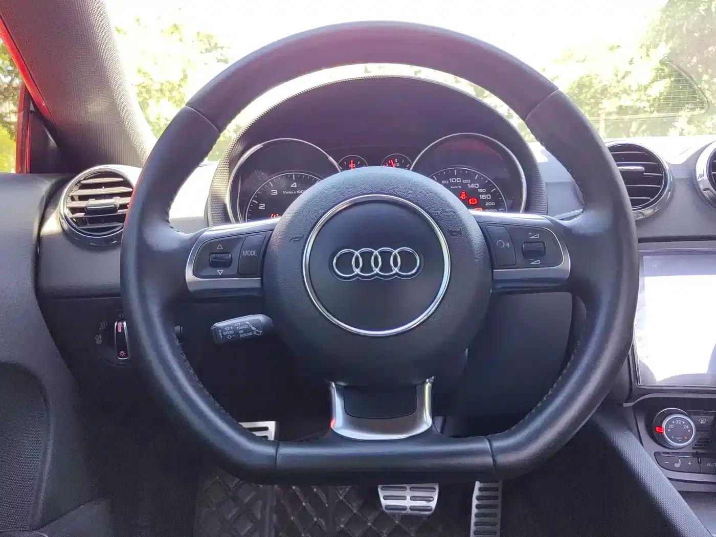Audi TT 2014 TT Coupe 45 TFSI quattro (Luxury Edition) — миниатюра 22