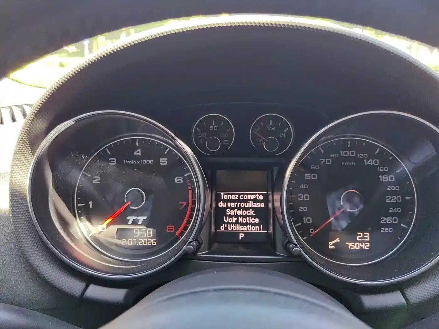 Audi TT 2014 TT Coupe 45 TFSI quattro (Luxury Edition) — миниатюра 32