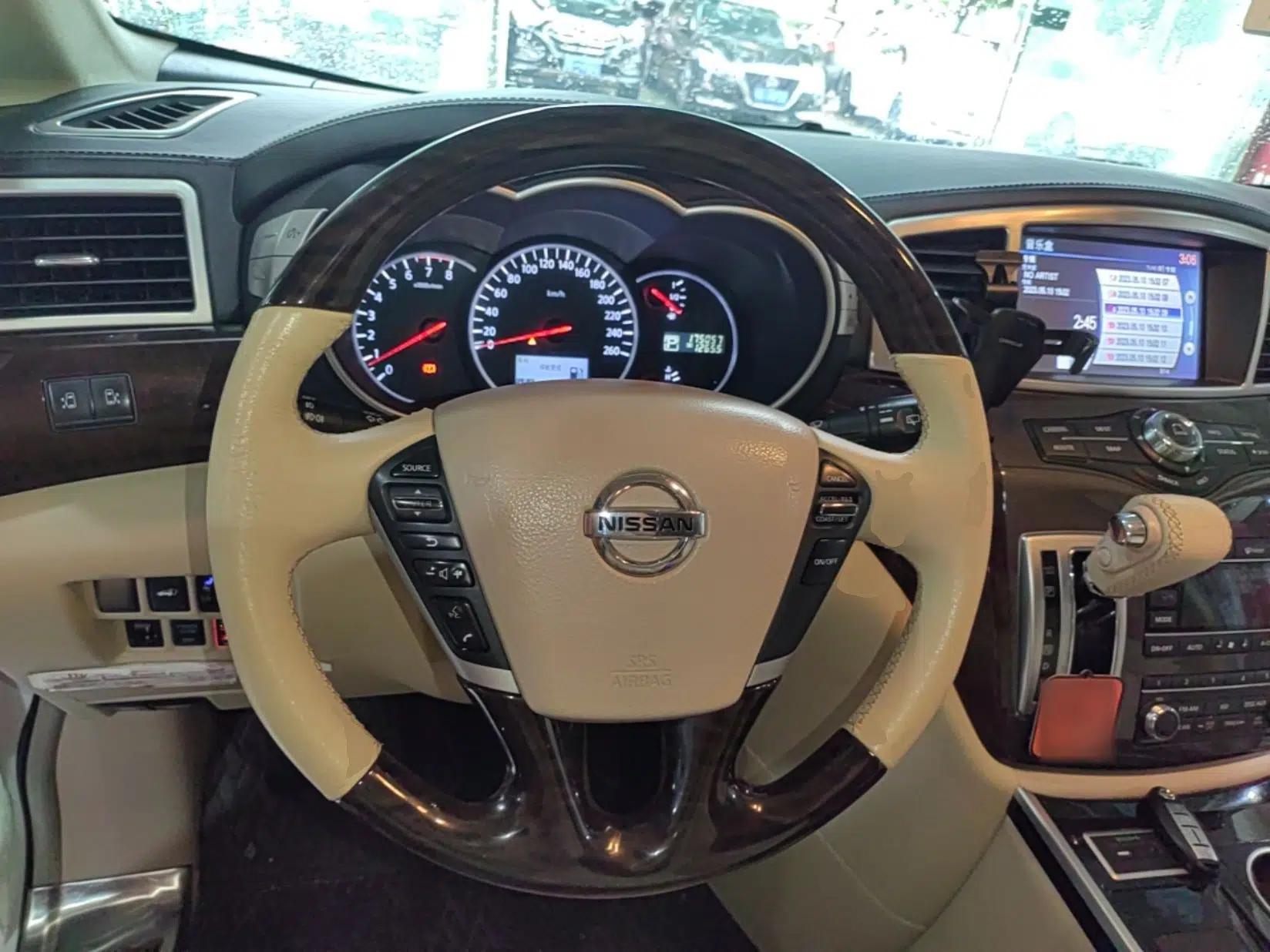Nissan Quest 2015 3.5L SL — миниатюра 13