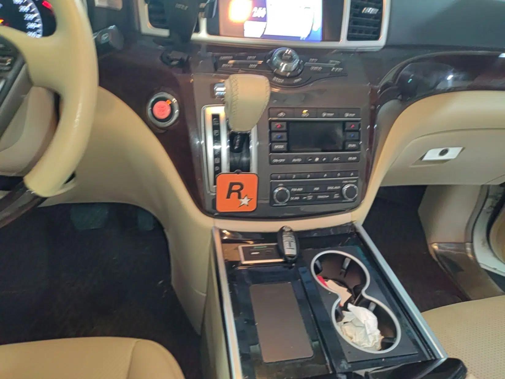 Nissan Quest 2015 3.5L SL — миниатюра 16