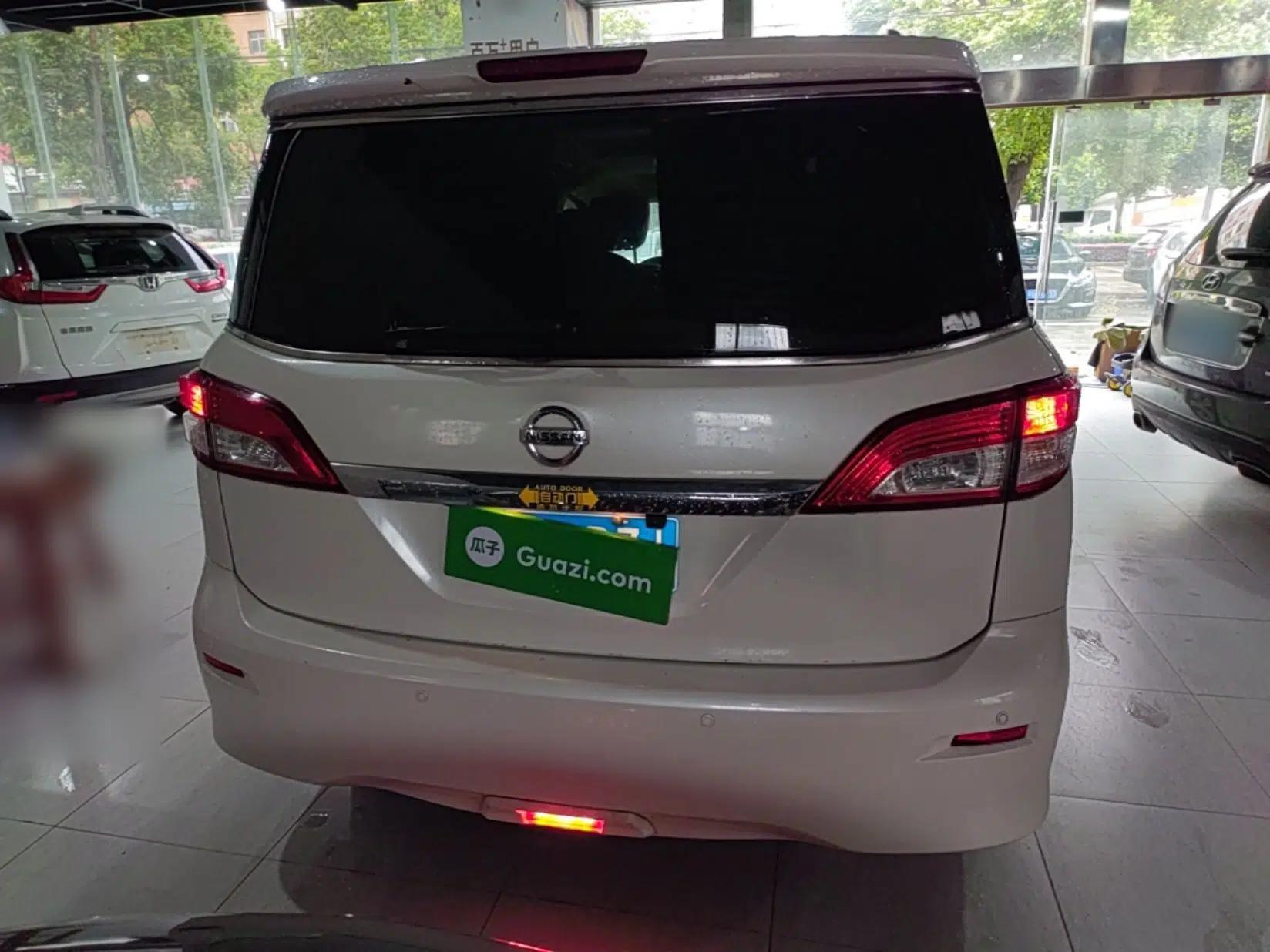 Nissan Quest 2015 3.5L SL — миниатюра 5
