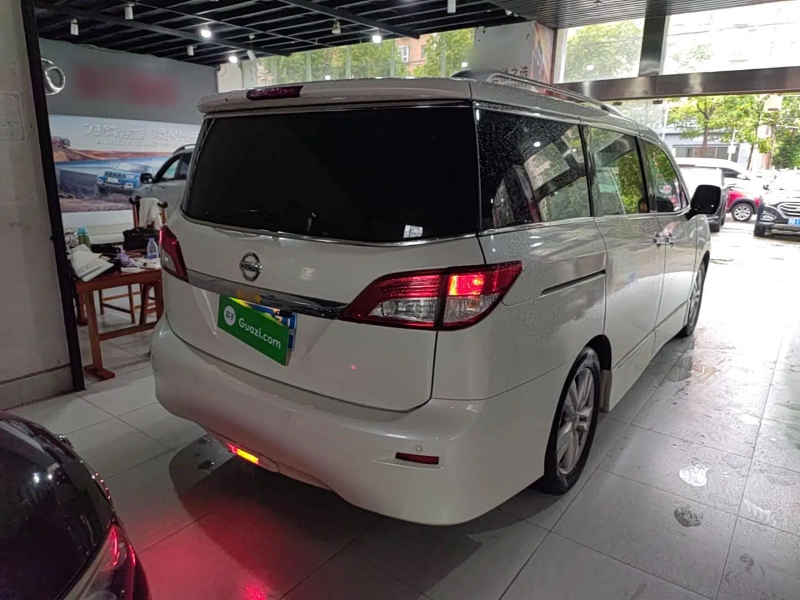 Nissan Quest 2015 3.5L SL — миниатюра 6