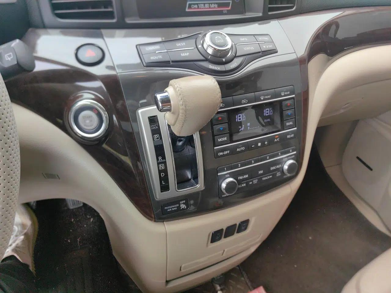 Nissan Quest 2015 3.5L SL — миниатюра 14