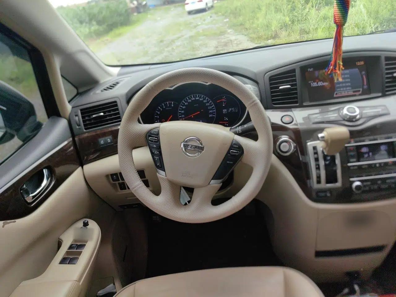 Nissan Quest 2015 3.5L SL — миниатюра 10