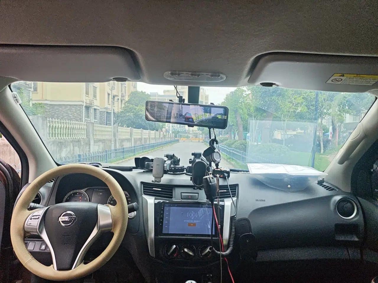 Nissan Navara 2019 2.5L Manual Two-Wheel Drive Comfort Version China VI QR25 — миниатюра 9