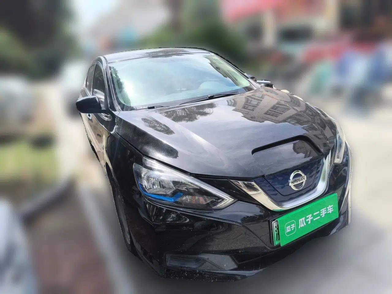 Nissan Sylphy EV 2018 Smart Edition — миниатюра 3