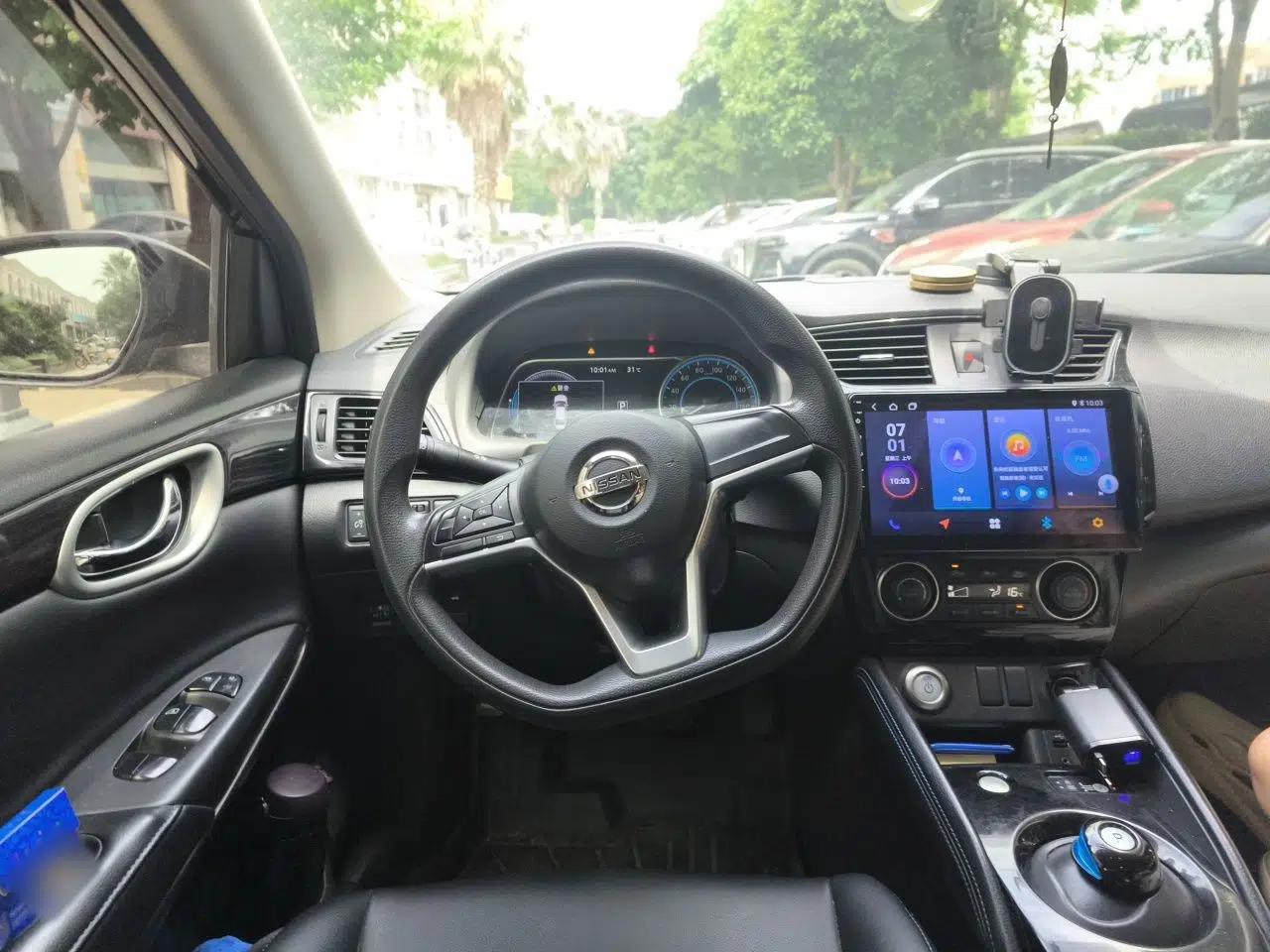 Nissan Sylphy EV 2018 Smart Edition — миниатюра 10