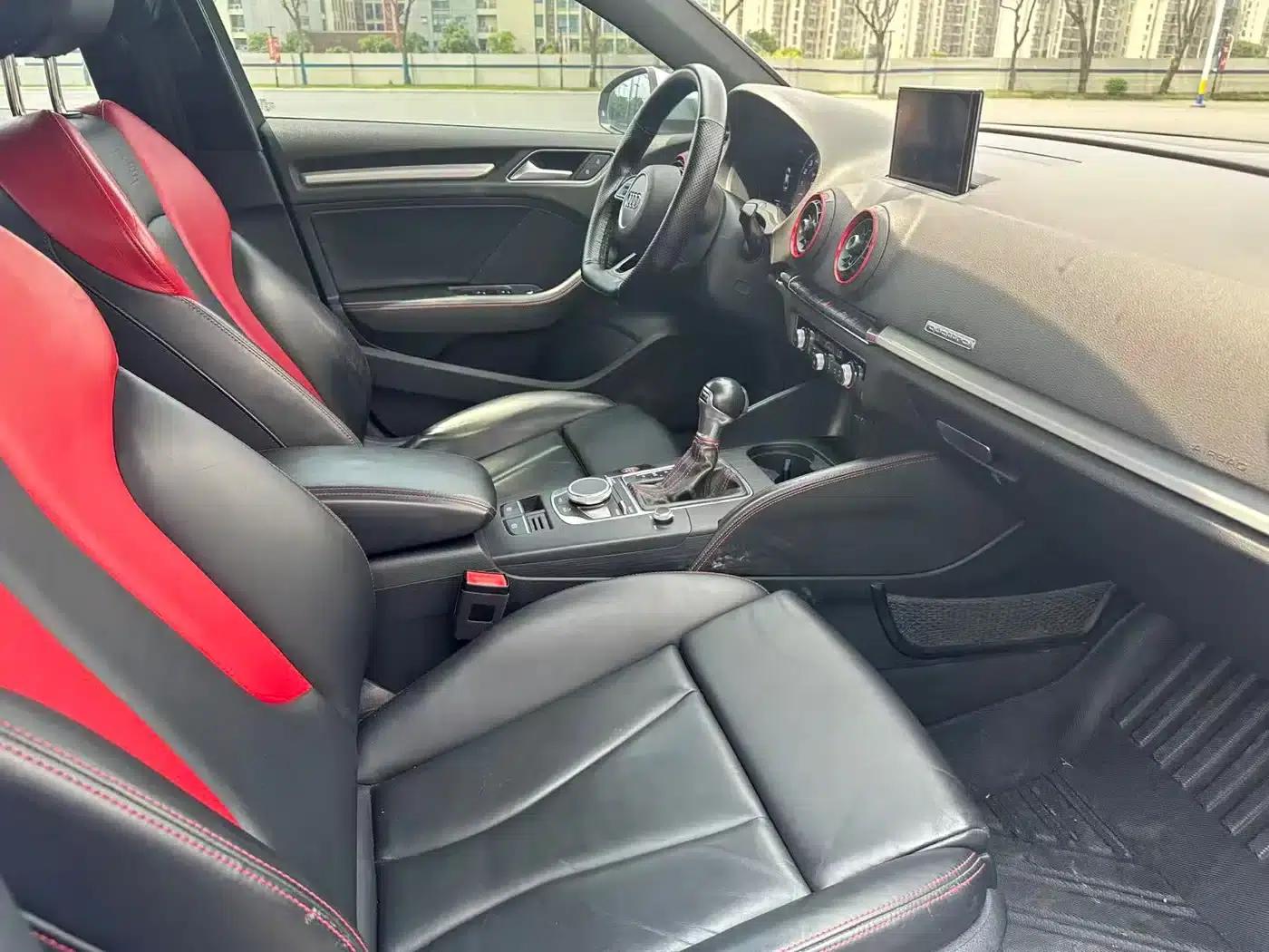 Audi S3 2019 Model S3 2.0T Limousine — миниатюра 4