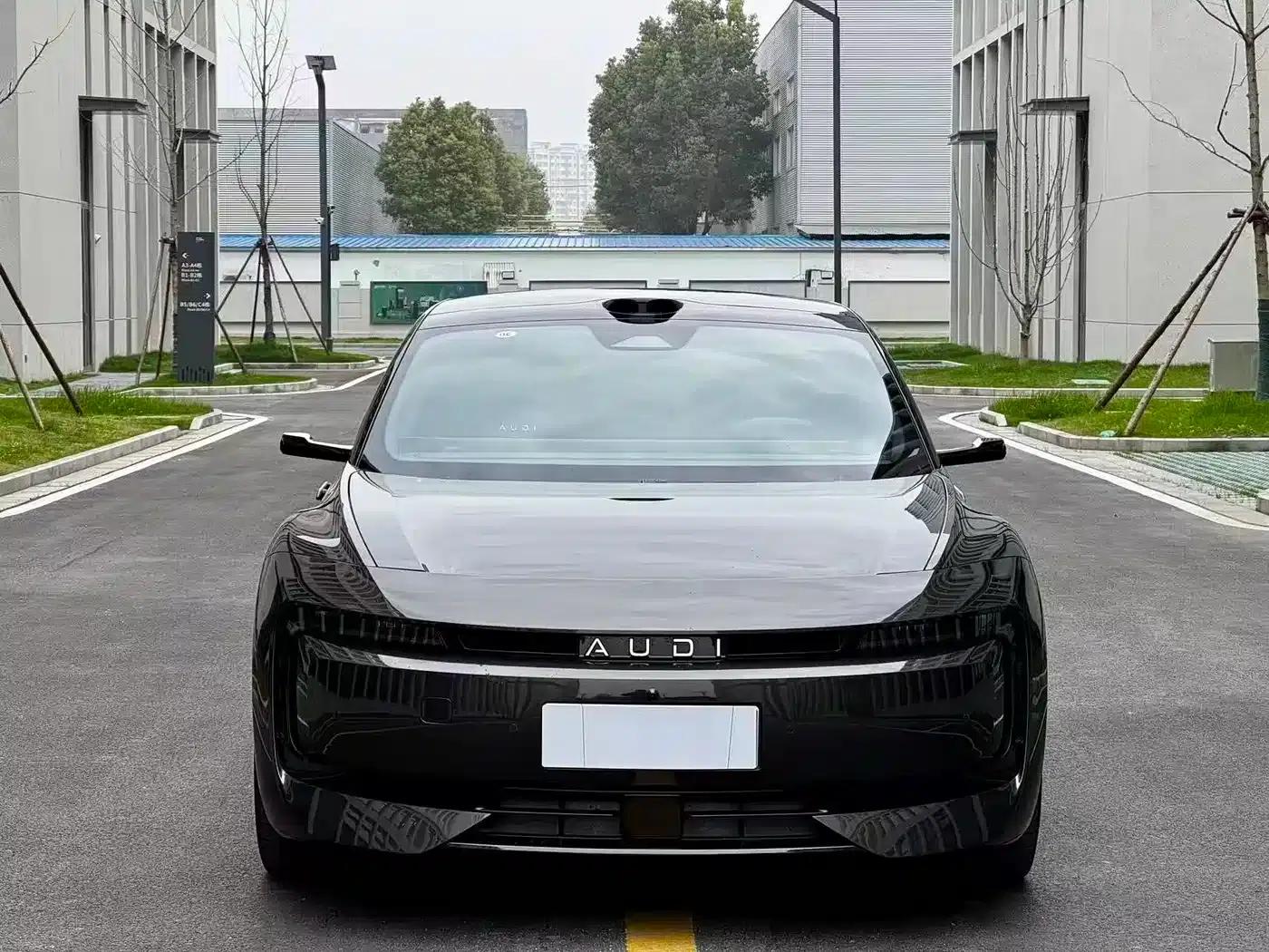 Audi E5 Sportback 2026 Model: quattro Performance Edition — миниатюра 1
