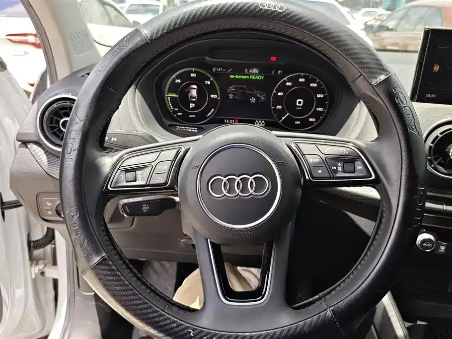 2019 Audi Q2L e-tron Pure Electric Smart Edition — миниатюра 15