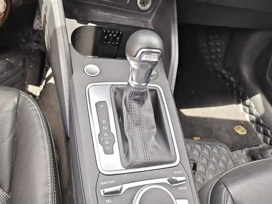 2019 Audi Q2L e-tron Pure Electric Smart Edition — миниатюра 16