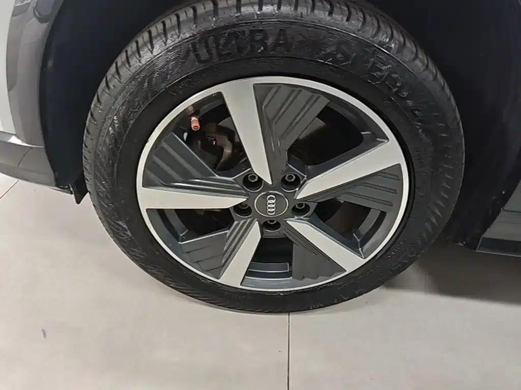 2019 Audi Q2L e-tron Pure Electric Smart Edition — миниатюра 23