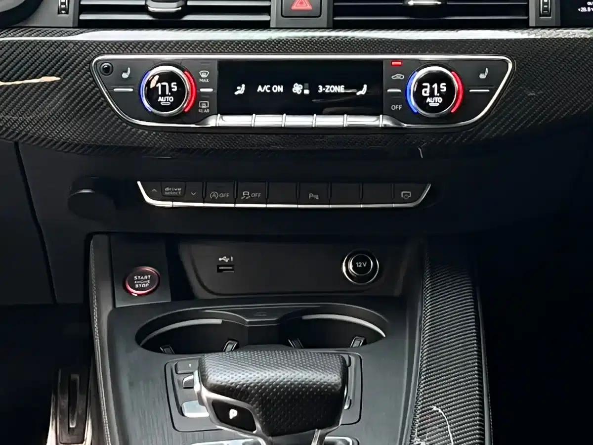 Audi RS 4 2020 RS 4 2.9T Avant — миниатюра 7