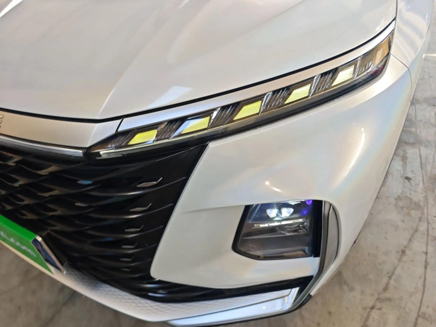 Roewe RX5 MAX 2022 2.0T Automatic Youwei Supreme Edition — миниатюра 8