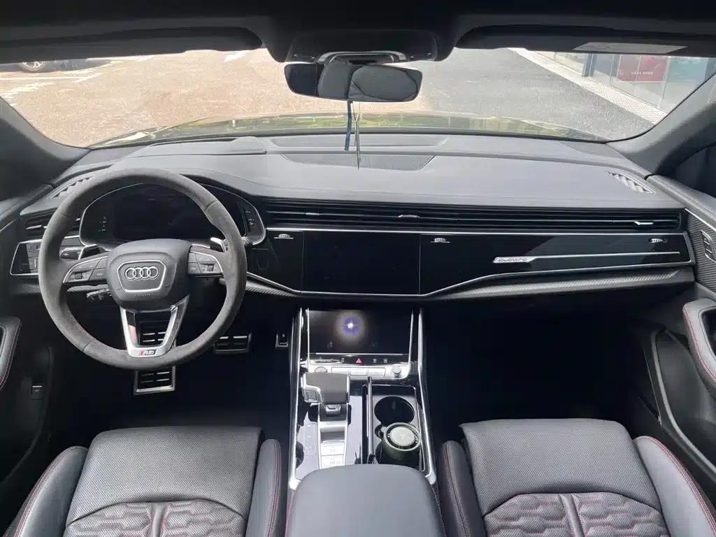 2022 Audi RS Q8 4.0T — миниатюра 6