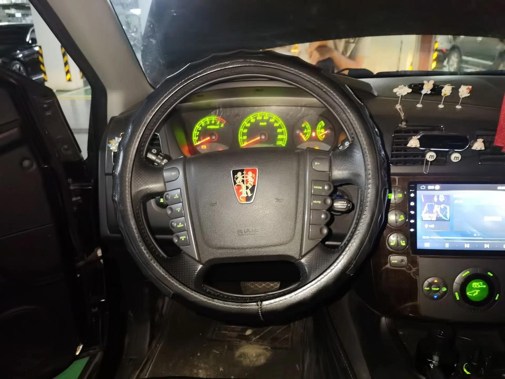Roewe W5 2013 1.8T 4WD Automatic High-End Model — миниатюра 10