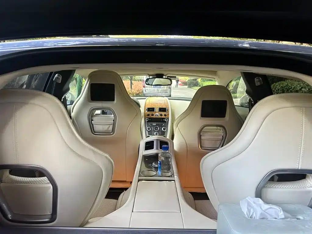 2010 Rapide 6.0L — миниатюра 21