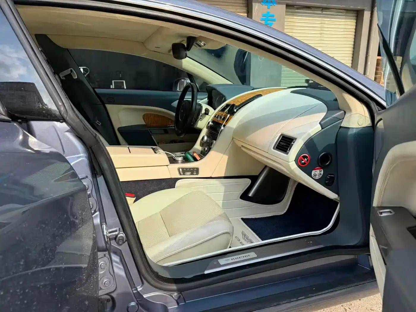 2010 Rapide 6.0L — миниатюра 2