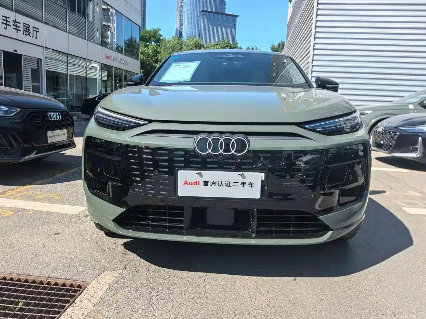 Audi Q6L Sportback e-tron 2026 First Edition — миниатюра 2