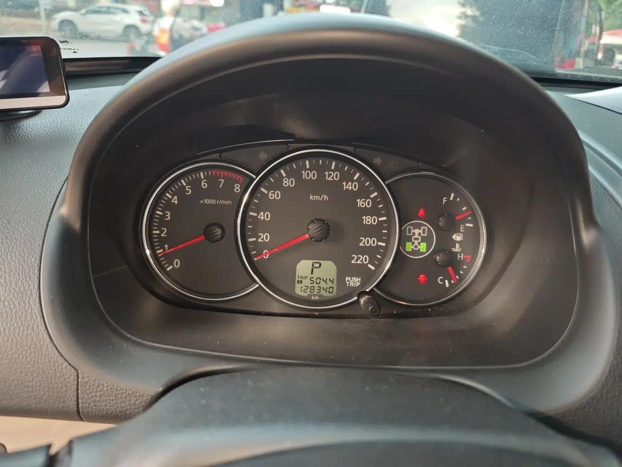 Mitsubishi Pajero Sport 2013 3.0L Automatic 4x4 Flagship Edition — миниатюра 11