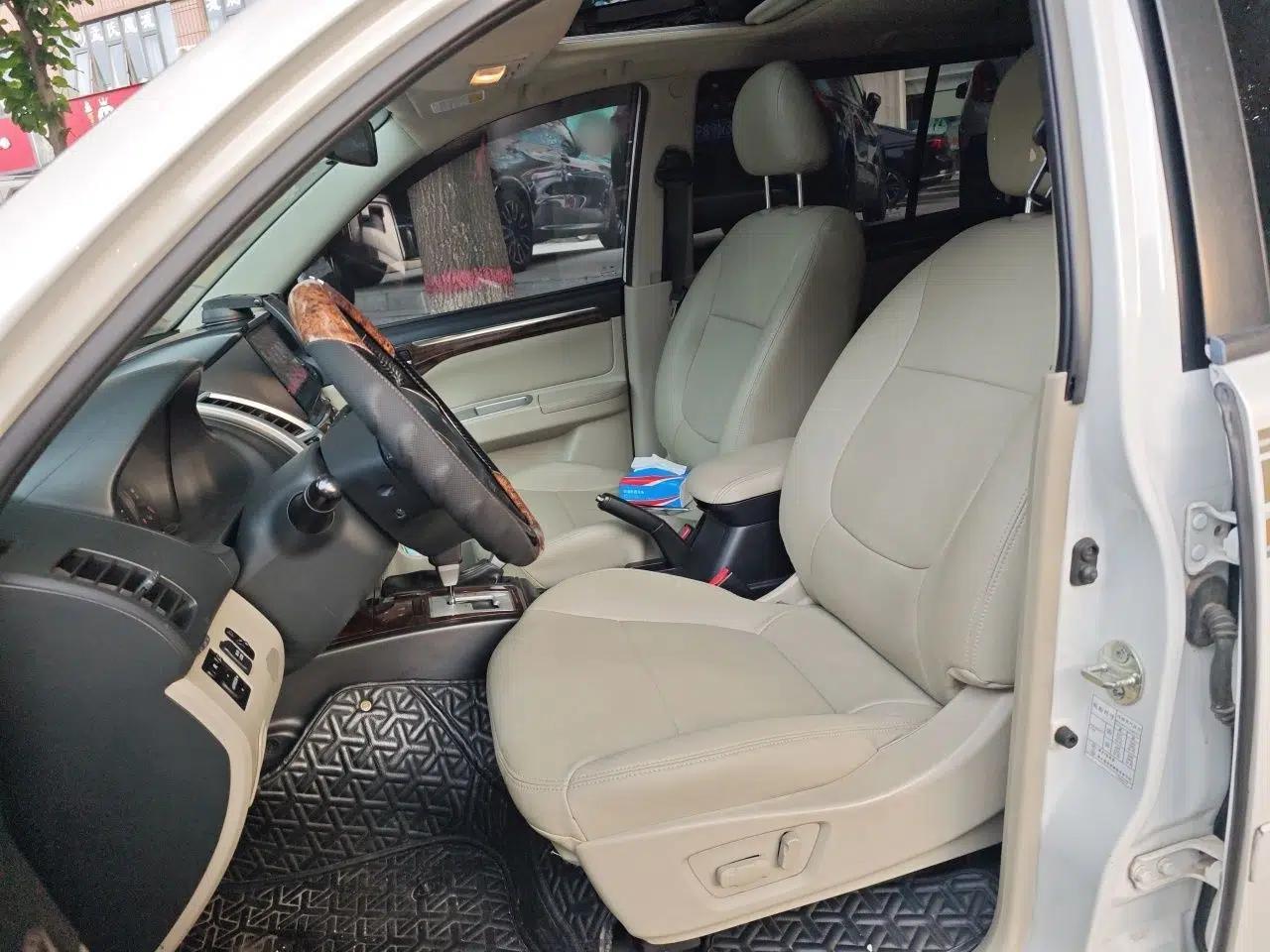 Mitsubishi Pajero Sport 2013 3.0L Automatic 4x4 Flagship Edition — миниатюра 15