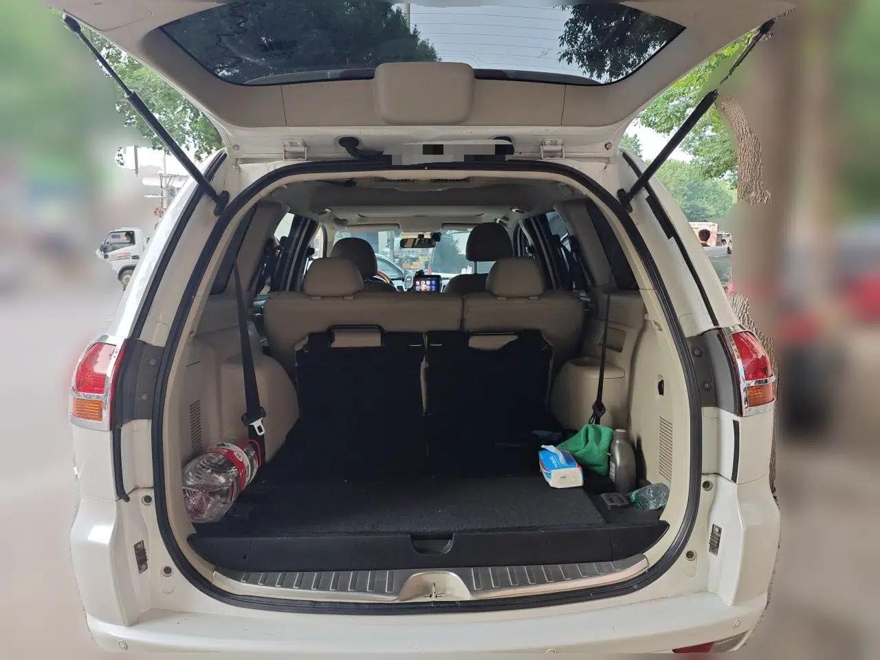 Mitsubishi Pajero Sport 2013 3.0L Automatic 4x4 Flagship Edition — миниатюра 19