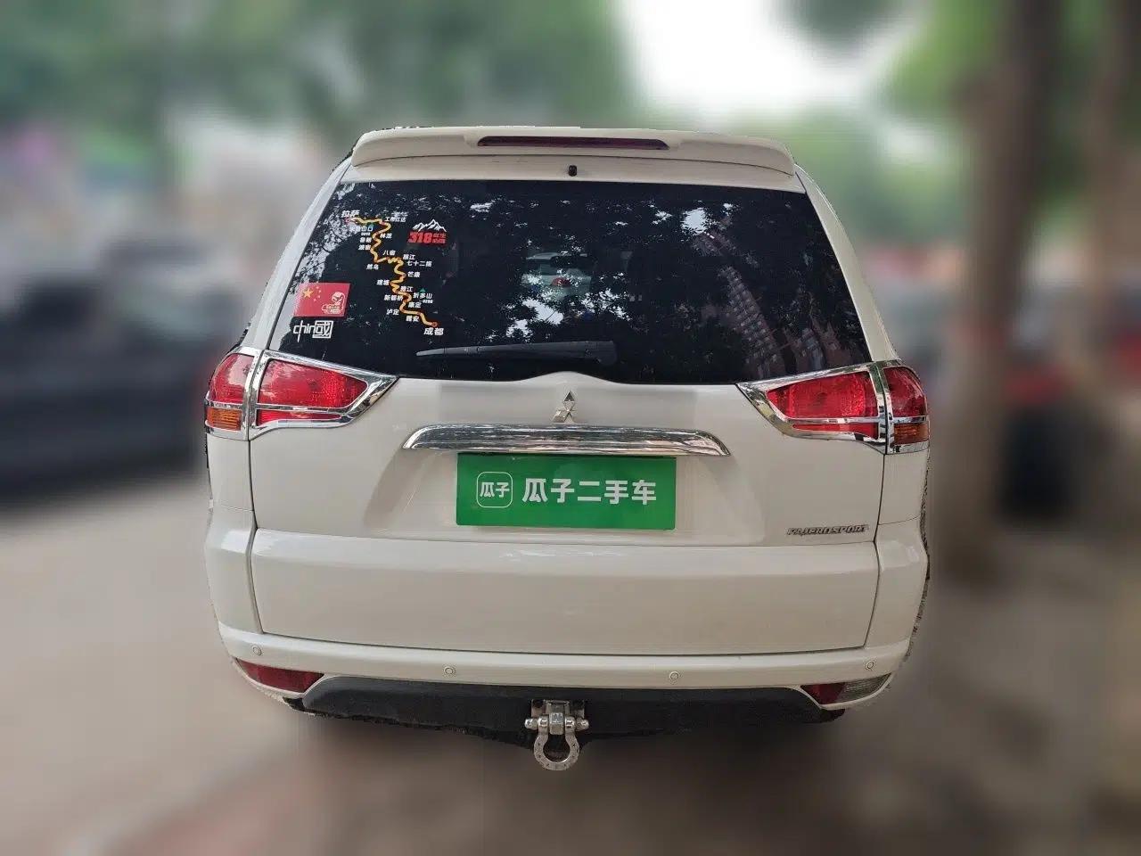 Mitsubishi Pajero Sport 2013 3.0L Automatic 4x4 Flagship Edition — миниатюра 5