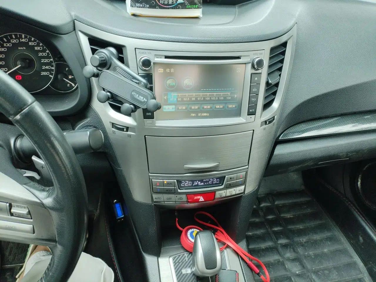 Subaru Legacy 2010 2.5GT Luxury Edition — миниатюра 13