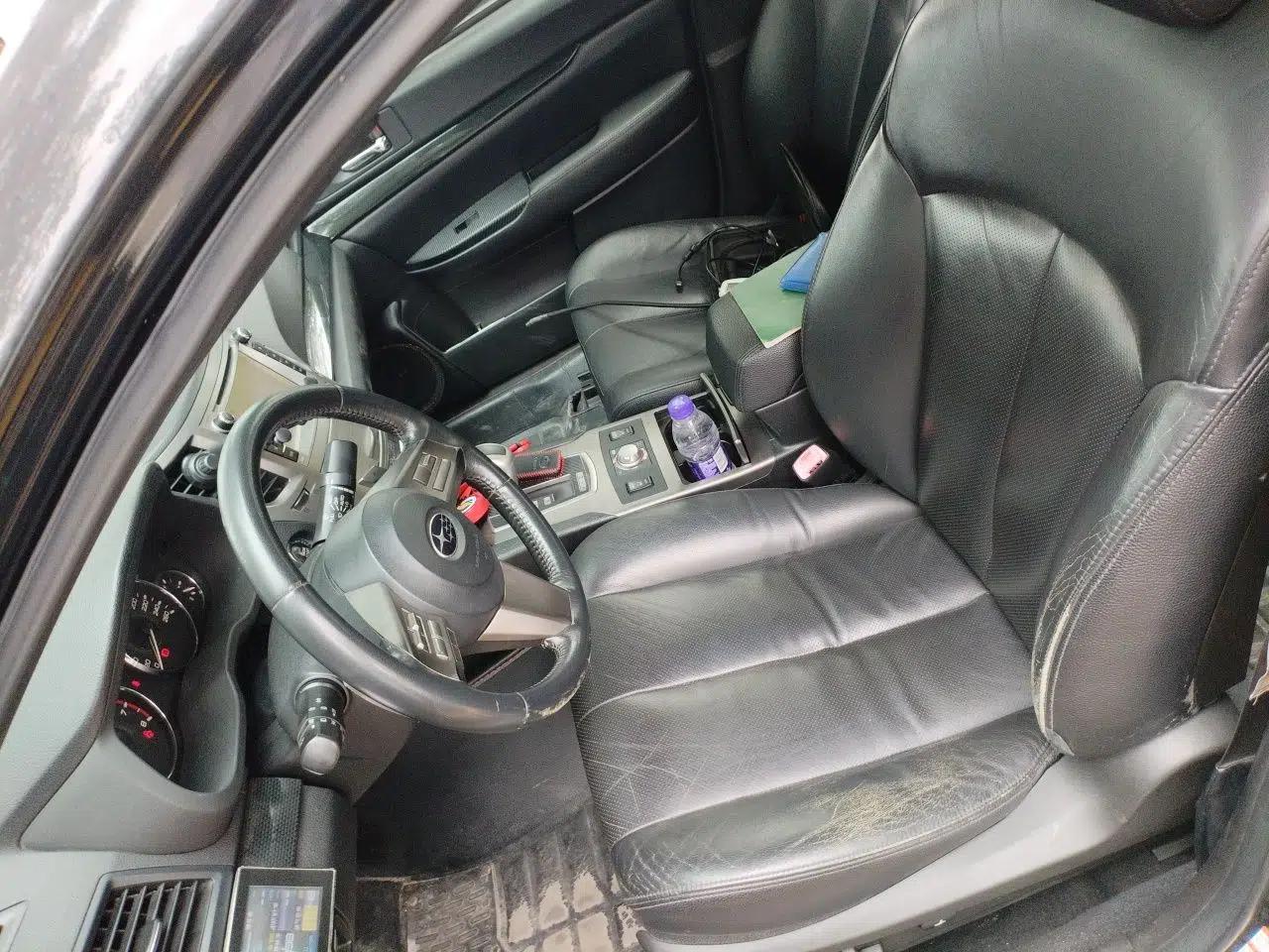 Subaru Legacy 2010 2.5GT Luxury Edition — миниатюра 15