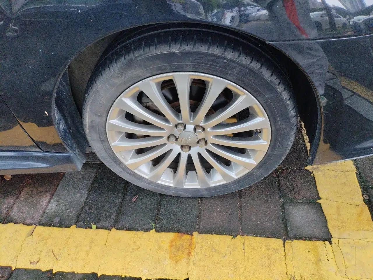 Subaru Legacy 2010 2.5GT Luxury Edition — миниатюра 8