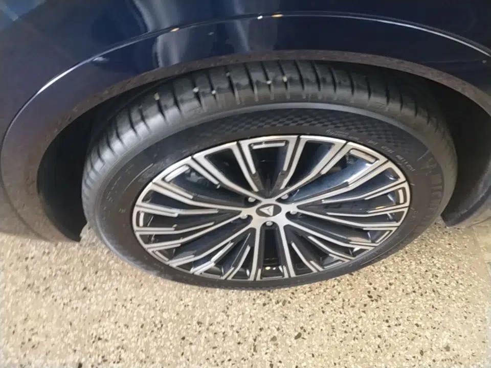 Deepal S09 2025 Rear-Drive Ultra+ — миниатюра 15