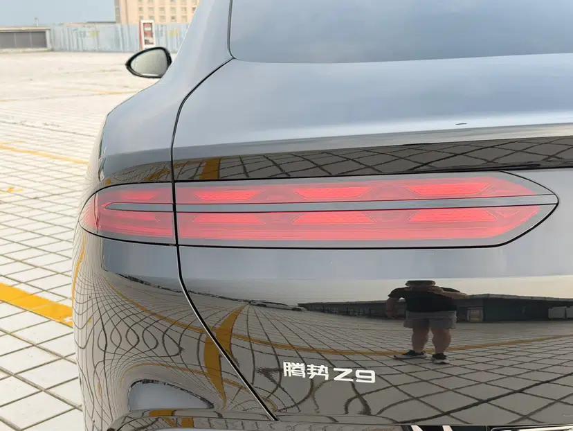 Denza Z9 2024 1100 km Four-Wheel Drive Max Version — миниатюра 19