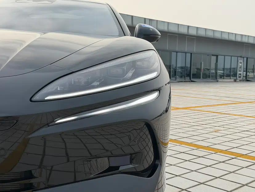 Denza Z9 2024 1100 km Four-Wheel Drive Max Version — миниатюра 8