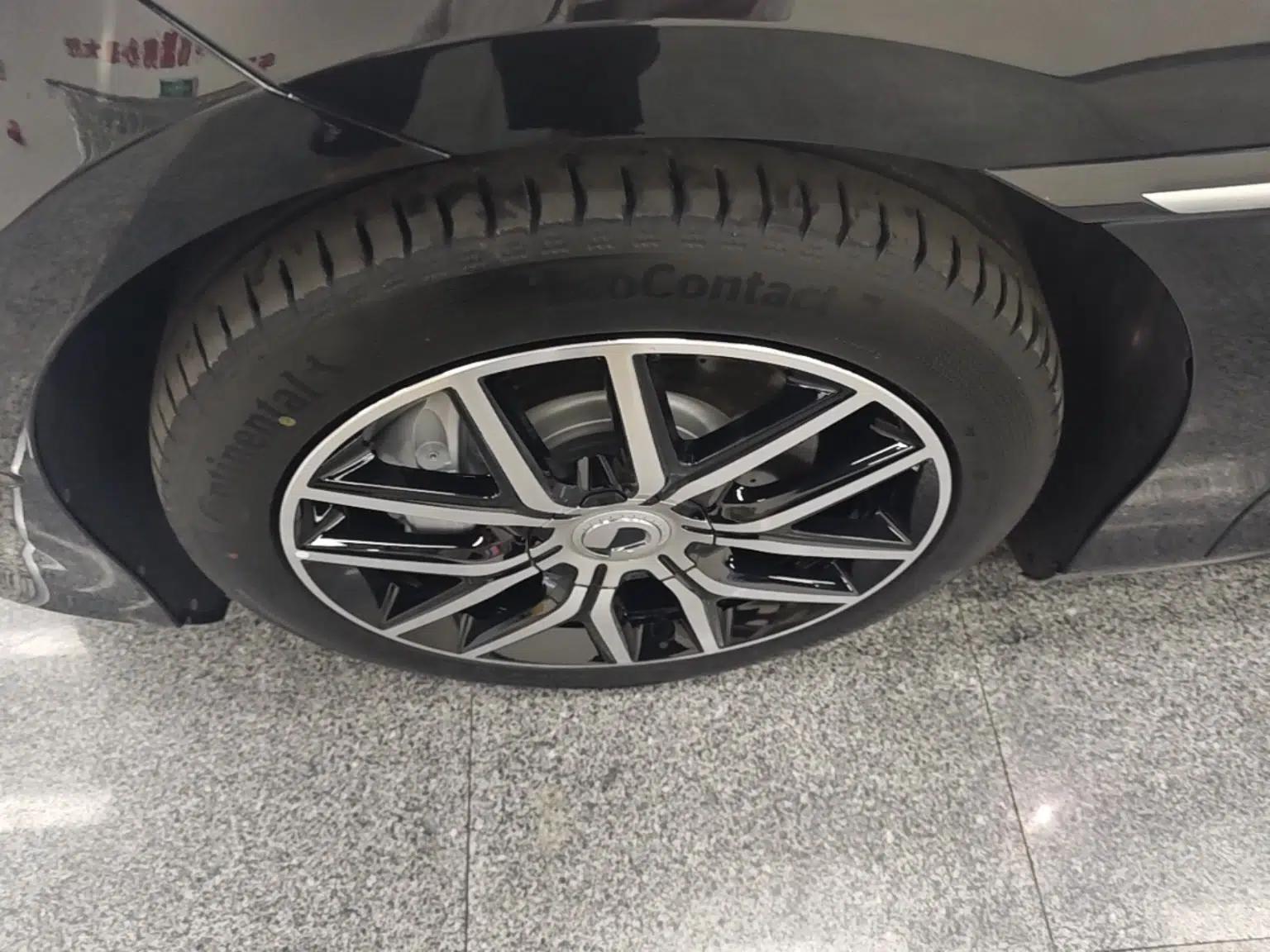 Denza Z9 2024 1100 km Four-Wheel Drive Max Version — миниатюра 10