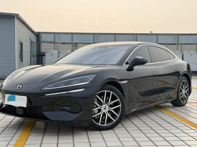 Denza Z9 2024 1100 km Four-Wheel Drive Max Version