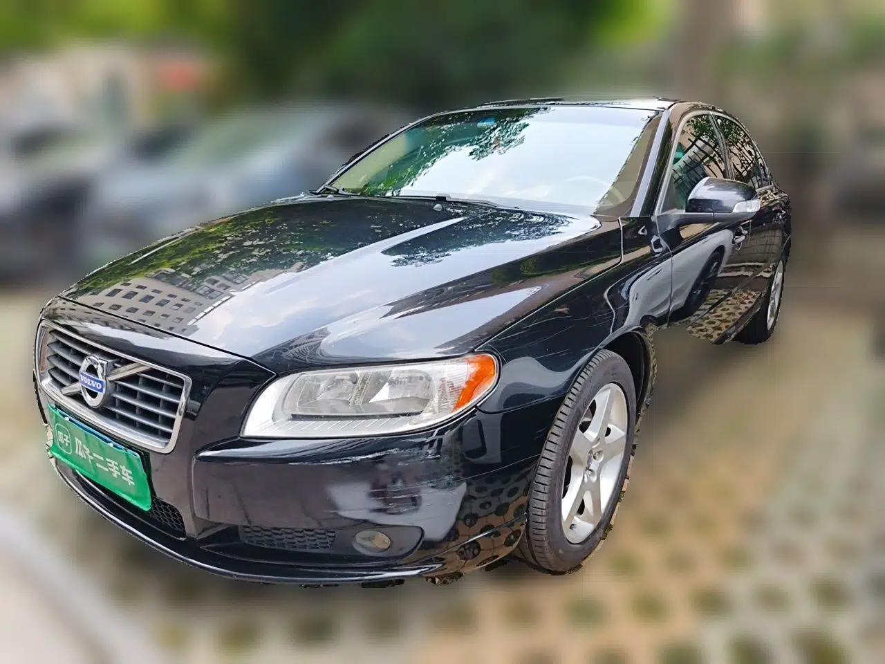 Volvo S80L 2011 2.0T Zhiya Edition — миниатюра 1
